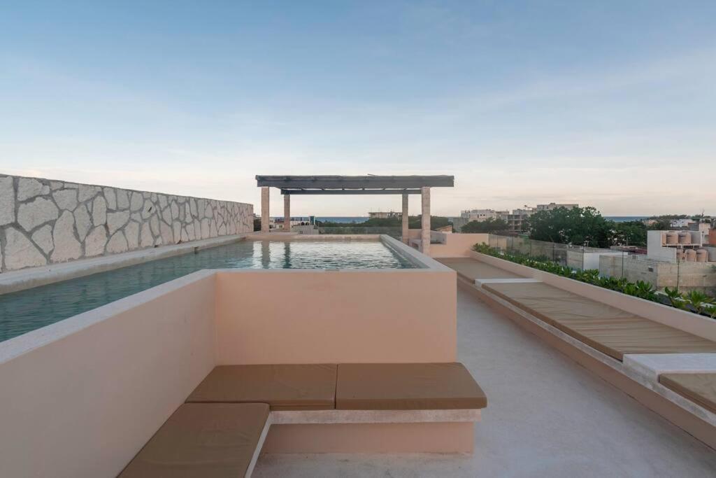 Apartamento Brand New And Beautiful! Just Steps From The